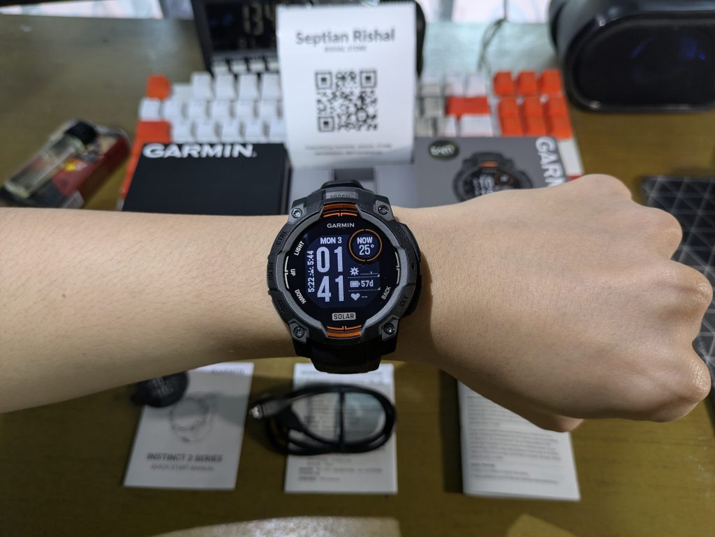 Perkenalan Seri Terbaru Instinct 3 Warna Black