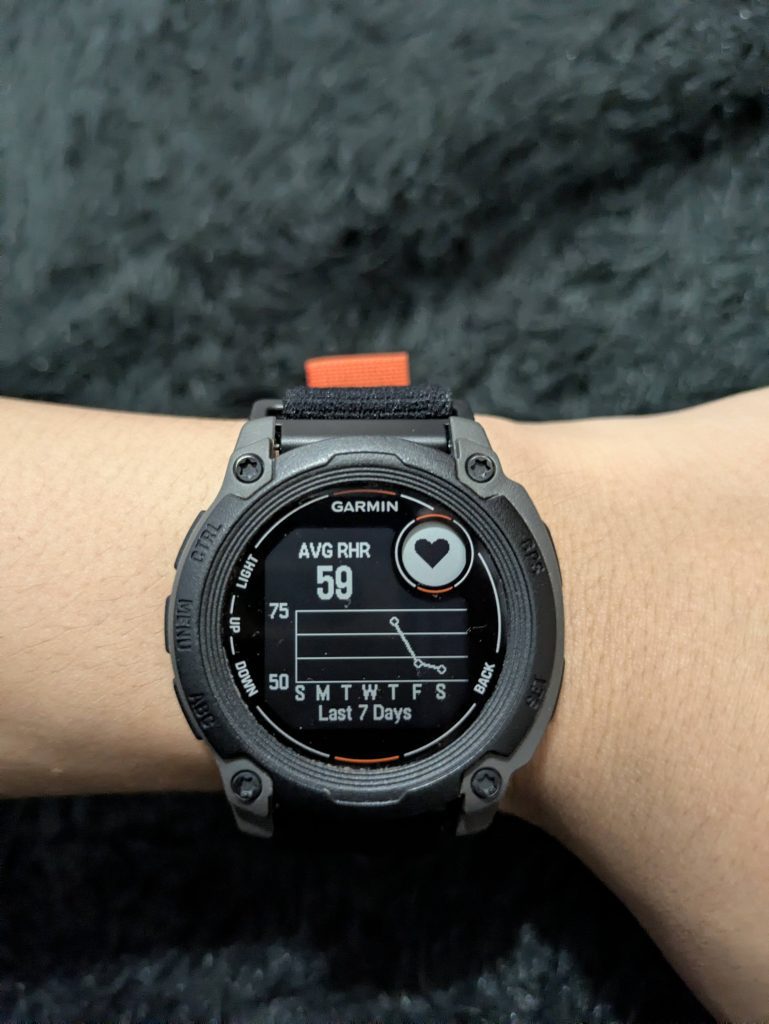 Fitur RHR pada Garmin Instinct E
